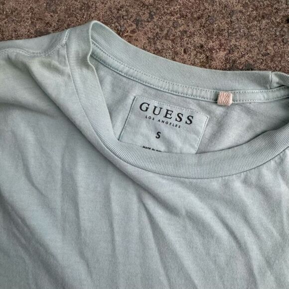 Guess LA Classic Logo Shirt - Picture 2 of 4